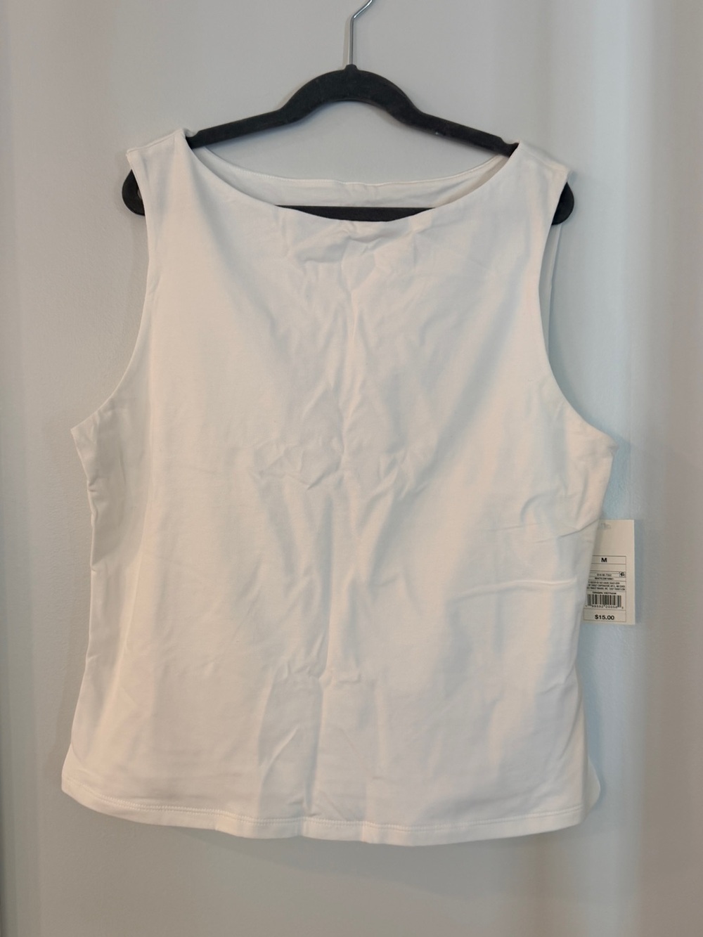 Women’s White Sleeveless boat Neck Tank Top medium white NWT target a new day